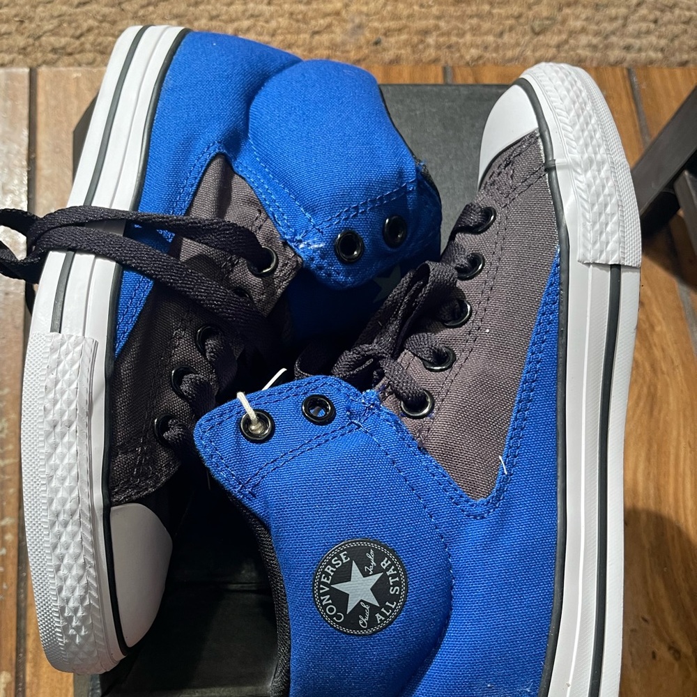 Last one!Sale TodayAuthentic All Star Chuck Taylor Converse